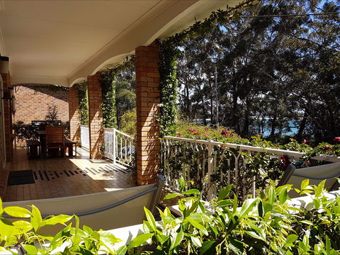 Orion Beach House - Jervis Bay - Holiday Find 1