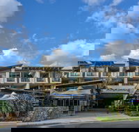 Paradiso Resort - Holiday Find