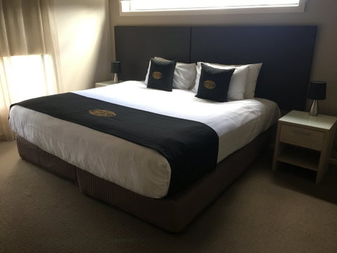 Quality Suites Seasons 5 Resort - Holiday Find 2