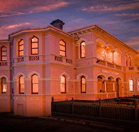 Roxburgh House Apartments - Holiday Find