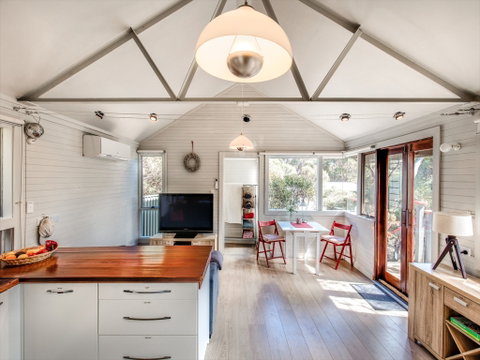 Serenity Cottage - Holiday Find 0
