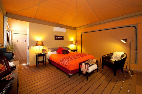 Squeakywindmill Boutique Tent B&B - Holiday Find 2