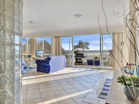 The Rotunda At Gerroa - Holiday Find 2