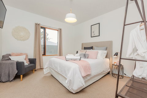 The Oak Nest Luxury Retreat - Holiday Find 1