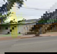 Travelway Motel - Holiday Find