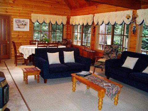 Whistle Stopover - Holiday Find 4