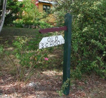 The Old School Country Retreat - Holiday Find 2