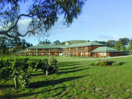 Glen Erin At Lancefield - Holiday Find 1