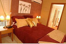 Camden Self Contained Accommodation - Holiday Find 2