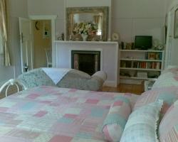 Luscombe Lodge B And B - Holiday Find 1