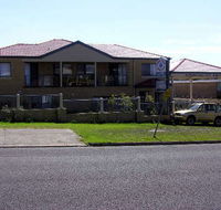 Marks Villa by the Sea - Holiday Find