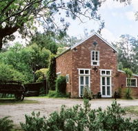 Claremont Coach House - Holiday Find