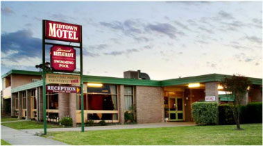 Midtown Motor Inn - Holiday Find 1