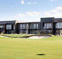 Golf Retreats Torquay - Holiday Find