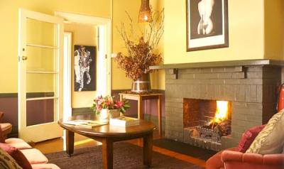Healesville Hotel - Holiday Find 3