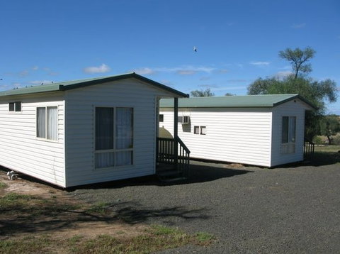 Natimuk Lake Caravan Park - Holiday Find 0