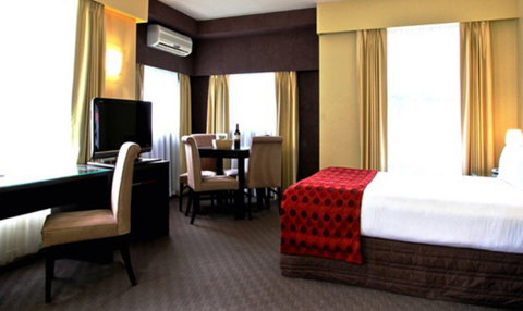 Comfort Inn And Suites City Views - Holiday Find 7