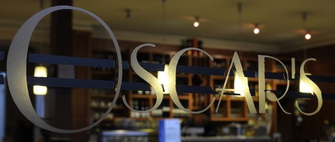 Oscar's Hotel & Cafe Bar - Holiday Find 0