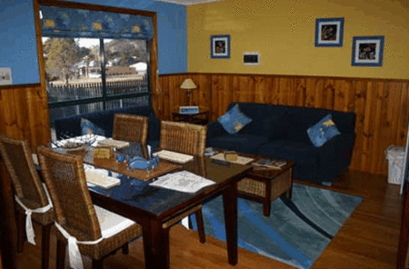 Bicheno's Gallery And Apartments - Holiday Find 2