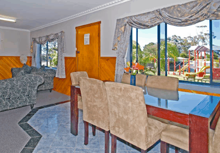 Homelea Accommodation Apartments - Holiday Find 4