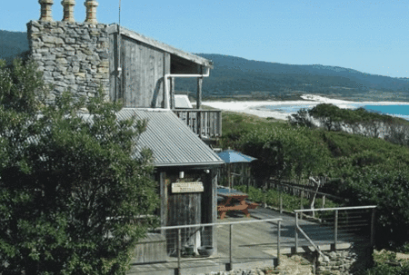 Aurora beach cottage