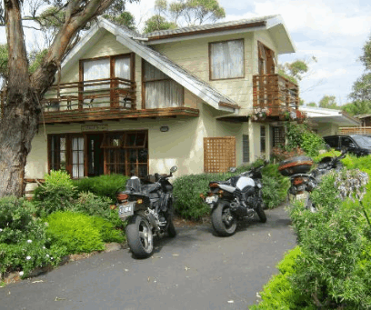 Anchlia Waterfront Cottage - Holiday Find 1