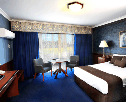 Clifton Motel - Grittleton Lodge - Holiday Find