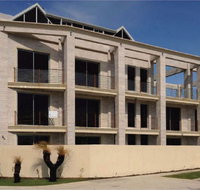 Platinum Suites - Holiday Find