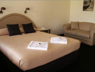 Alandale Motor Inn And Function Centre - Holiday Find 1