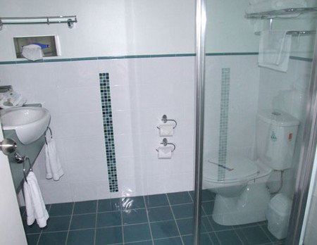 Yamba Beach Motel - Holiday Find 1