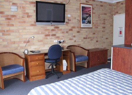 Yamba Beach Motel - Holiday Find 3