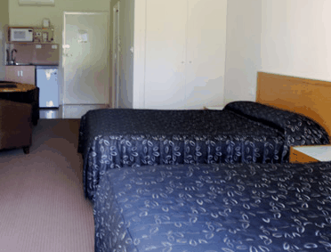 Tocumwal Golf Resort - Holiday Find 1
