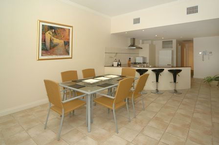 Michelle's Garden Apartments - Holiday Find 1