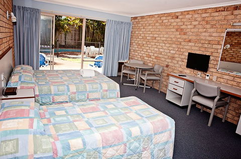 Sunshine Coast Motor Lodge - Holiday Find 0