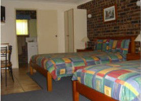 Esk Wivenhoe Motor Inn - Holiday Find 1