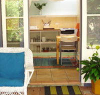Artist Studio Cottage - Holiday Find