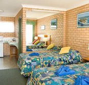 Bay Motel - Holiday Find