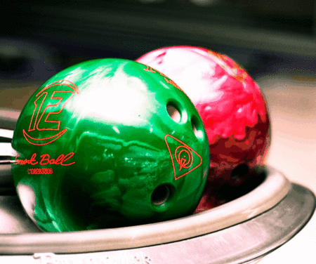 Caboolture Bowl  Mini Golf - Holiday Find