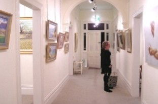 Australian Guild Of Realist Artists - Holiday Find 0