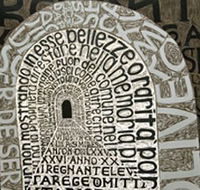 La Trobe University Museum of Art - Holiday Find