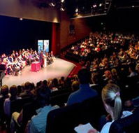 George Jenkins Theatre - Holiday Find