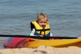 Coochie Boat Hire - Holiday Find 1