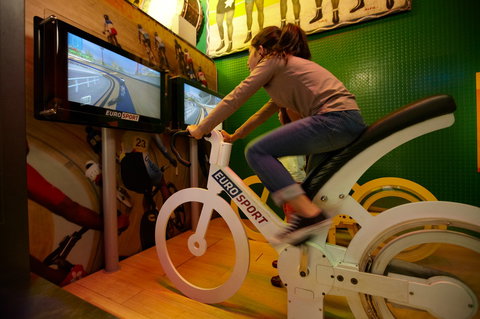 Melbourne Cricket Ground - Holiday Find 1