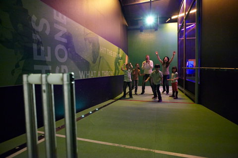 Melbourne Cricket Ground - Holiday Find 4