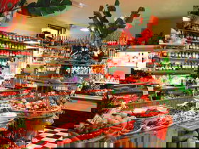 The Organic Market & Cafe - Holiday Find 0