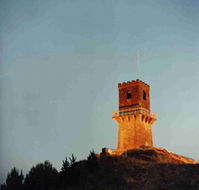 Centenary Tower - Holiday Find