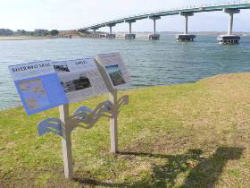 River Boat Trail - Holiday Find 0