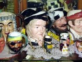 Cammie's Antiques - Holiday Find 0