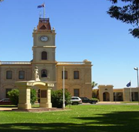 Discovering Historic Kadina Town Drive - Holiday Find