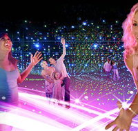 Infinity Attraction - Holiday Find